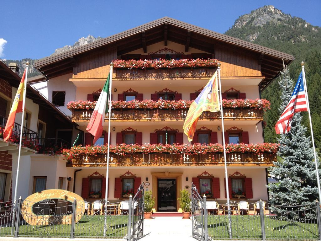 Albergo Garni Ajarnola เอารอนโซ ดิ คาโดเร ภายนอก รูปภาพ